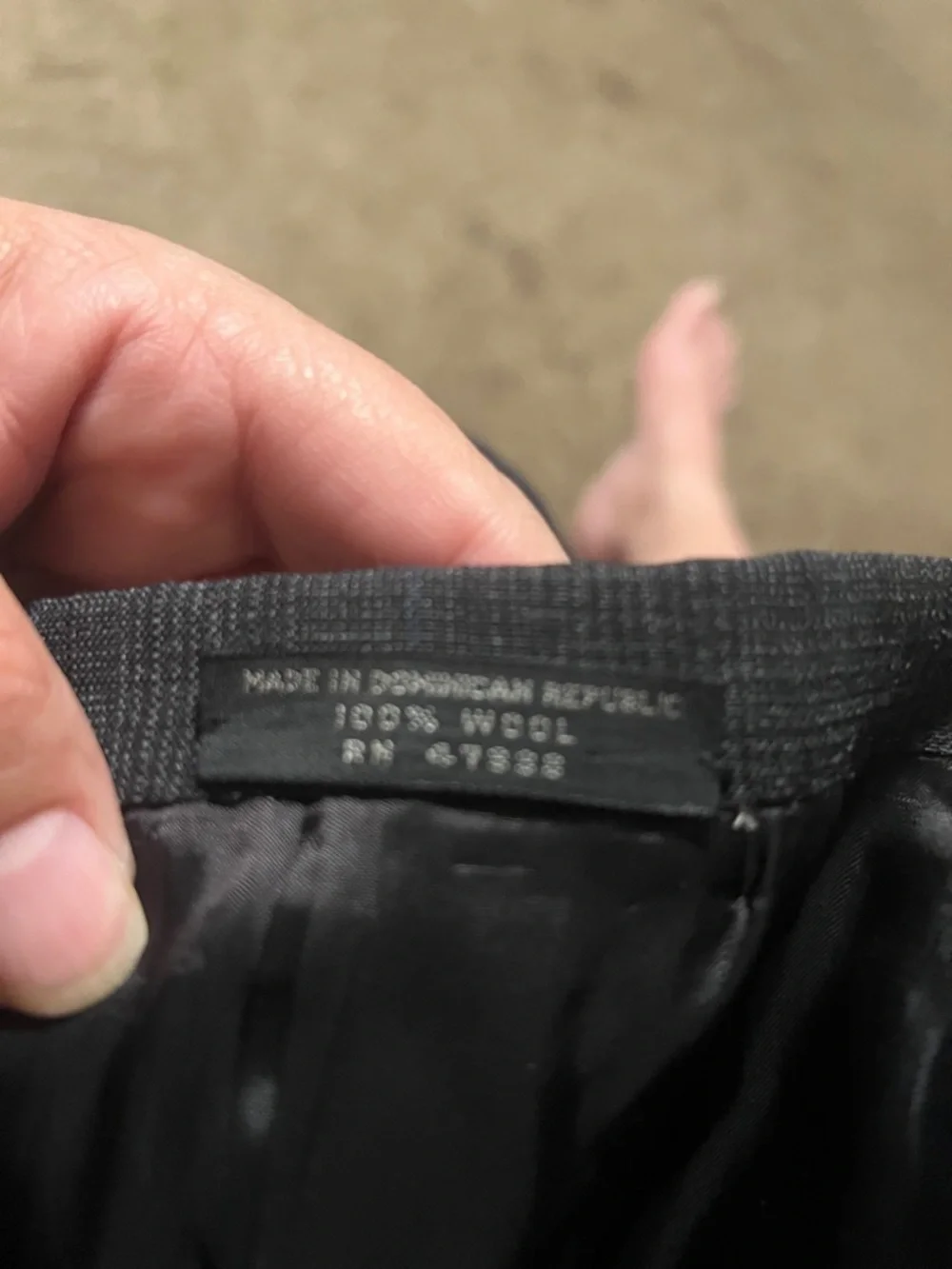 Jones New York dark gray single breasted suit. 100% wool gabardine.